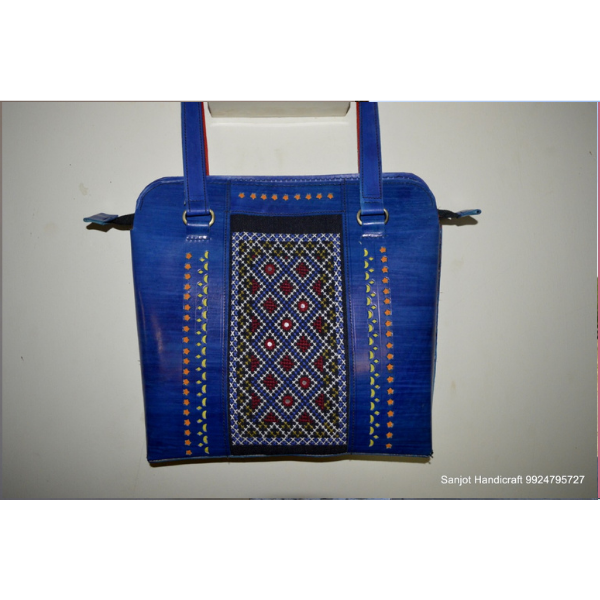 natural and artistic